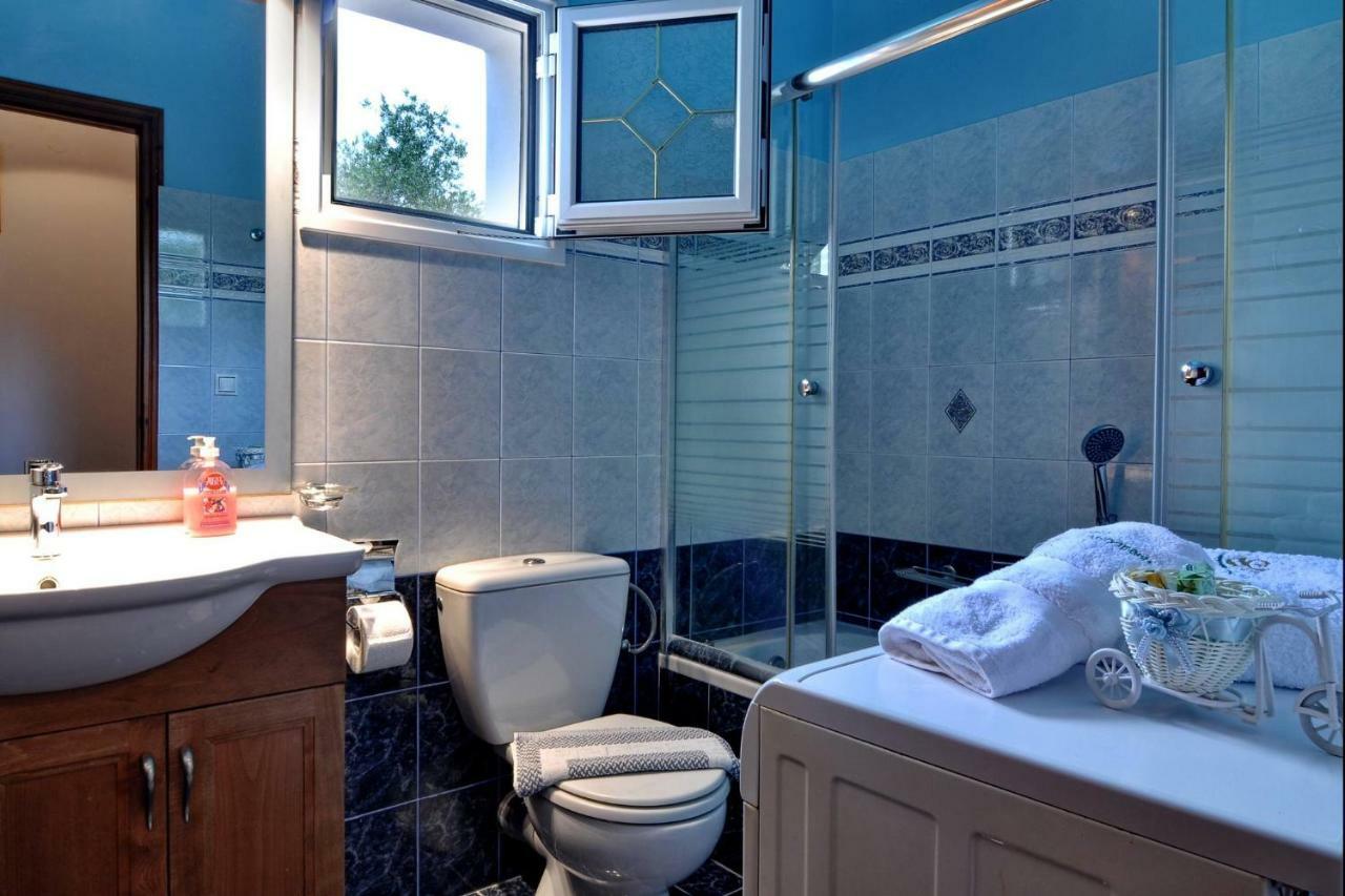 אגיוס גיורגיוס פגון Angela Pool Apartments מראה חיצוני תמונה