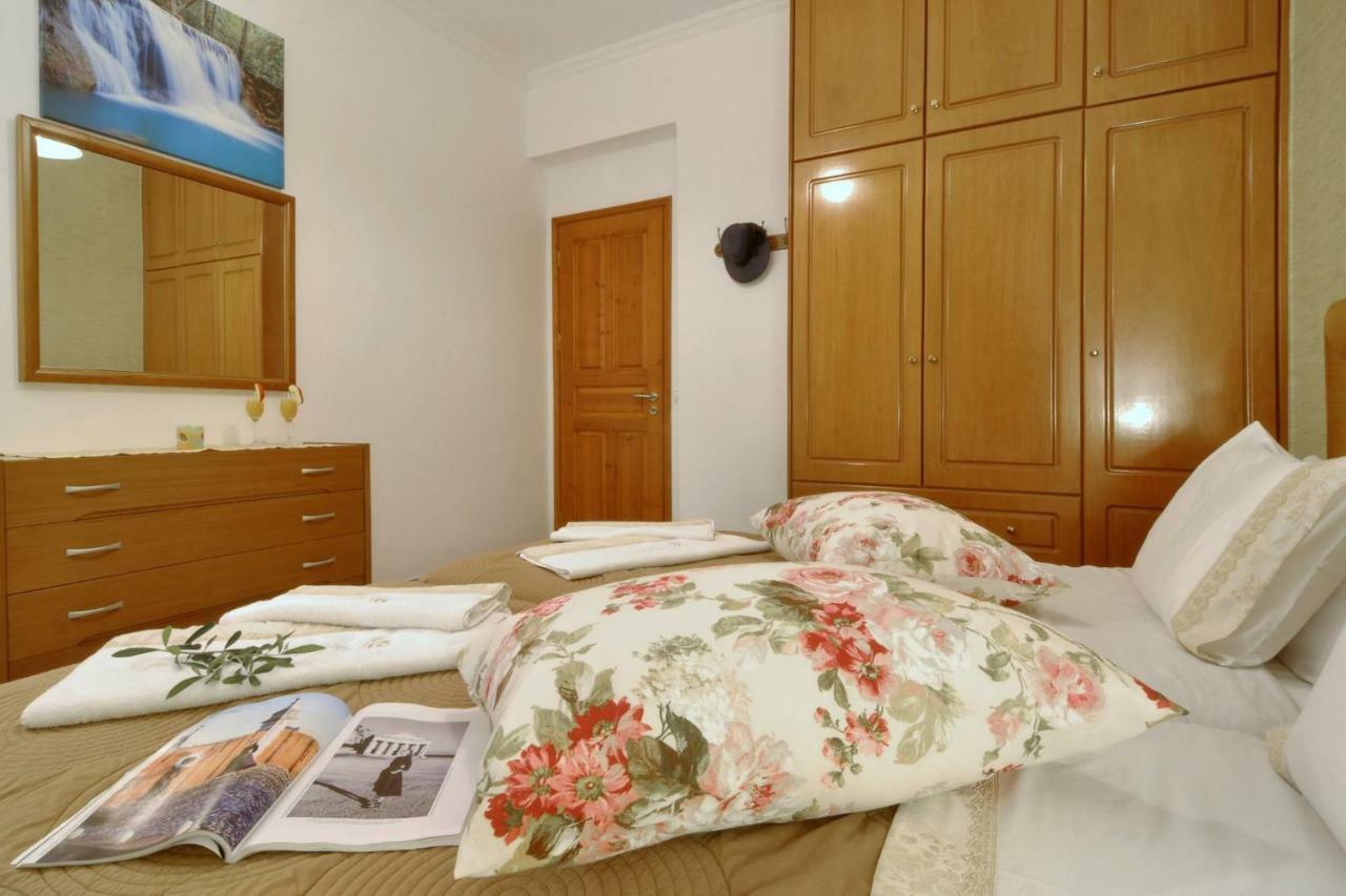אגיוס גיורגיוס פגון Angela Pool Apartments מראה חיצוני תמונה